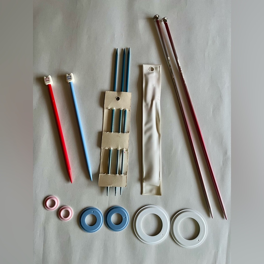 Vintage Knitting Needles and Pom Pom Makers Bundle